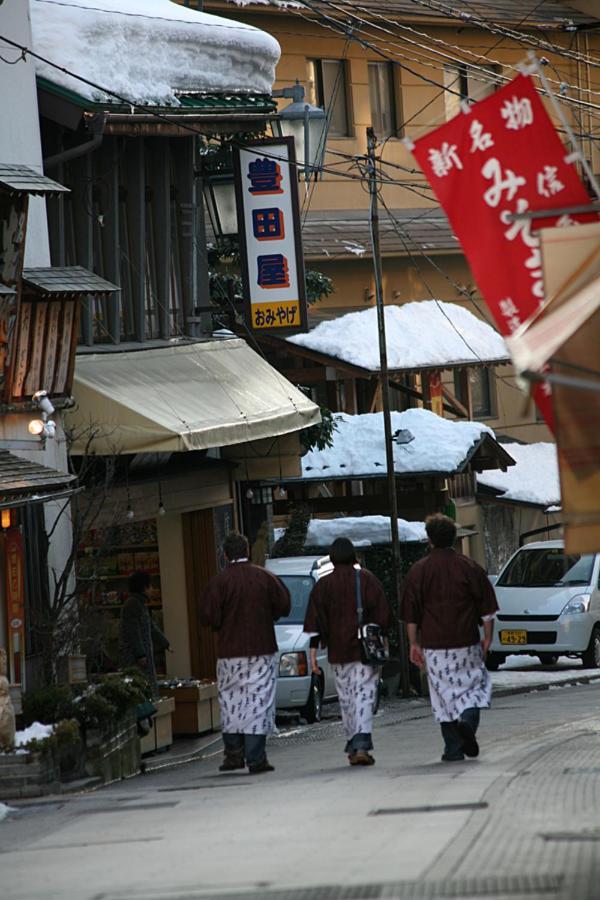 Shibu Hotel Yamanouchi  Exterior foto